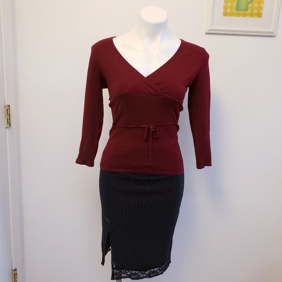 Forever 21 faux wrap sweater blouse, red, small - Picture 6 of 9